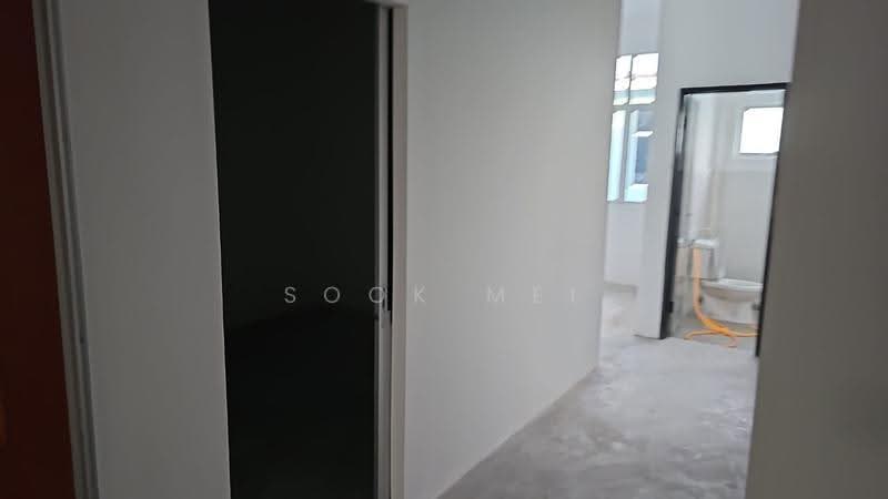 Shop / Office for Sale in Seri Manjung (Perak) - Sook Mei - Bathroom - PropertyGuru.com.my