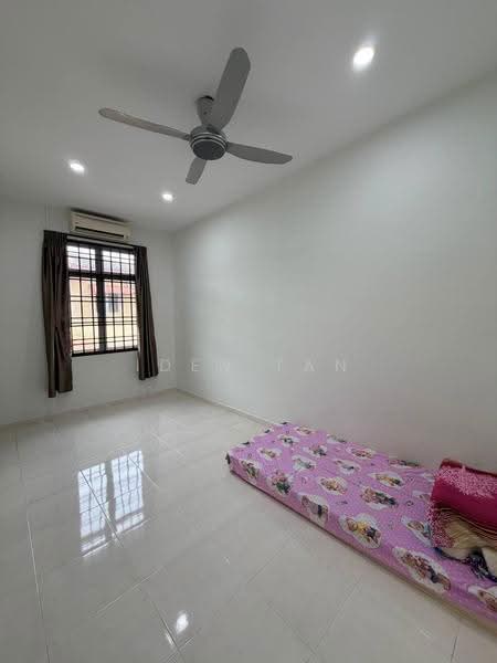 2-storey Terraced House for Sale in Taman Nusa Bestari (Iskandar Puteri (Nusajaya)) - Iden Tan - Bedroom - PropertyGuru.com.my