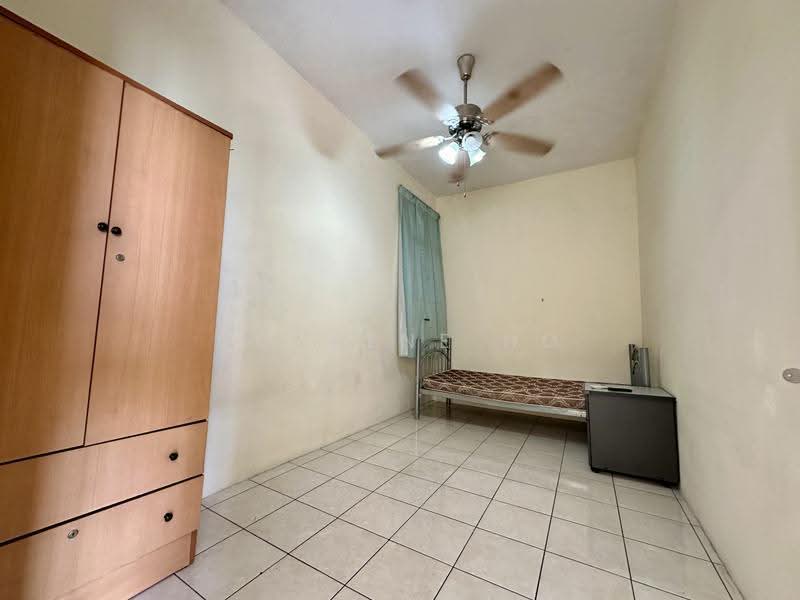Apartment for Sale at Angkasa Apartment - NOREENE HO - Bedroom - PropertyGuru.com.my