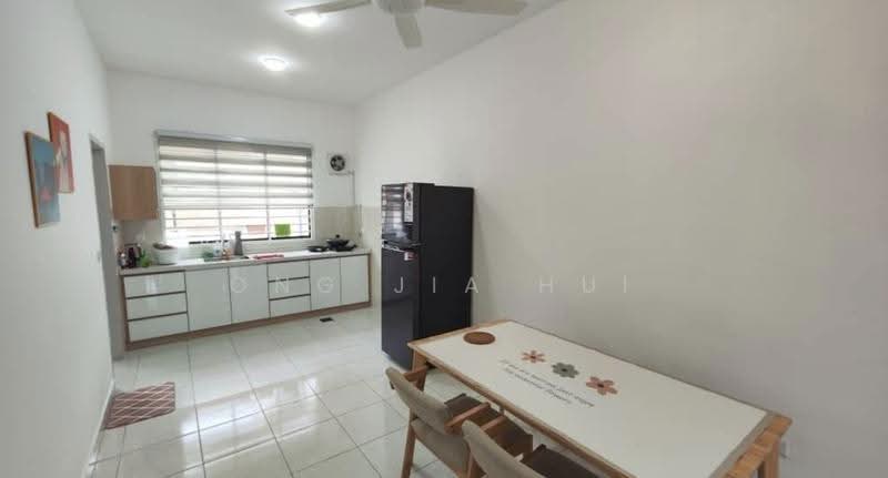 Rumah Teres 2-Tingkat untuk Disewa di Seremban (Negeri Sembilan) - Ong Jia Hui - Kitchen - PropertyGuru.com.my