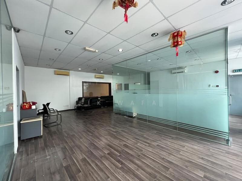 Semi-D Factory for Rent in Puncak Alam (Selangor) - Jik Wafa - Entrance - PropertyGuru.com.my