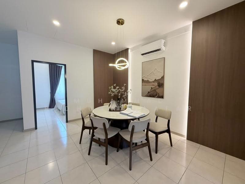 Rumah Bandar untuk Dijual di Ayer Molek (Melaka) - Muhammad Ridhuan Jaafar - Dining Room - PropertyGuru.com.my