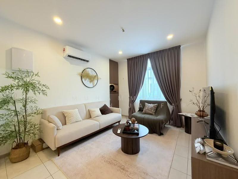 Rumah Bandar untuk Dijual di Ayer Molek (Melaka) - Muhammad Ridhuan Jaafar - Living Room - PropertyGuru.com.my