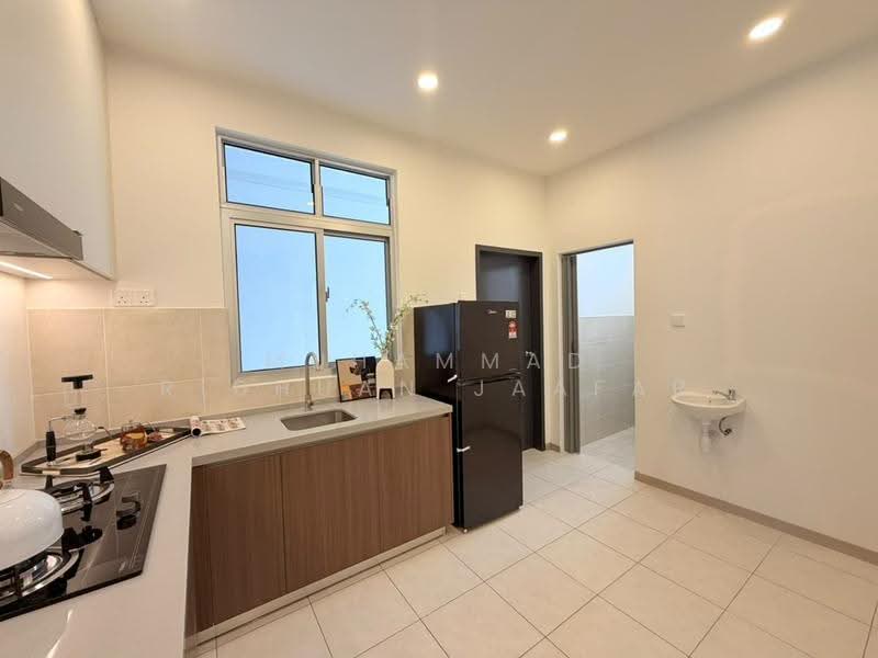 Rumah Bandar untuk Dijual di Ayer Molek (Melaka) - Muhammad Ridhuan Jaafar - Kitchen - PropertyGuru.com.my