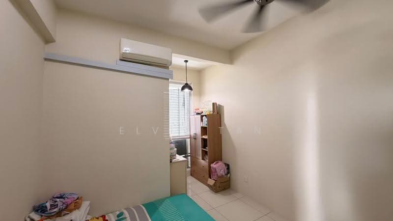 Condominium for Sale at Pangsapuri Kamelia (Camellia Park) - Elvin Tan - Bedroom - PropertyGuru.com.my