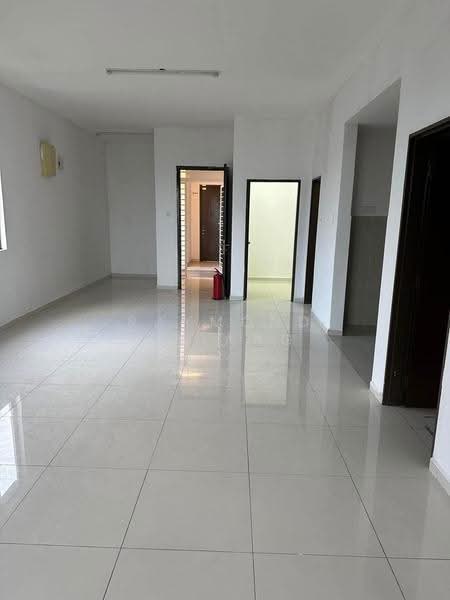 Service Residence for Sale at Suria Putra - Raymond Chiang - Corridor - PropertyGuru.com.my