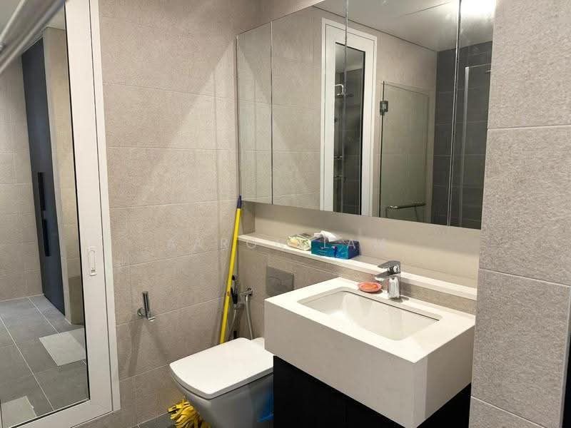 Service Residence for Rent at TRX Residences - Aaron Lam - Bathroom - PropertyGuru.com.my