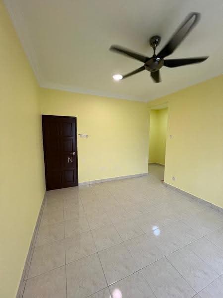 Kondominium untuk Disewa di Kelana Sentral - Natalie Choi - master room - PropertyGuru.com.my