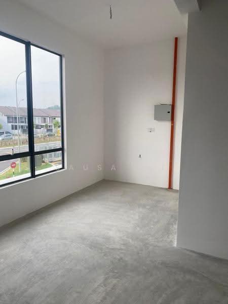 Shop for Rent in Austin Crest (Johor Bahru) - Sausa Lee - Interior - PropertyGuru.com.my