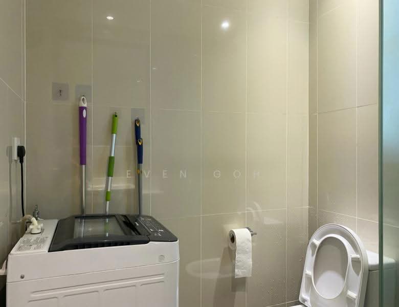 Kondominium untuk Dijual di The LIGHT COLLECTION II - Even Goh - Bathroom - PropertyGuru.com.my