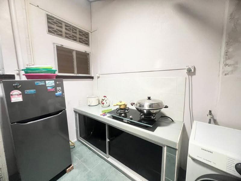 Rumah Berkembar untuk Dijual di Teluk Intan (Perak) - Kevin Chai - Wet Kitchen - PropertyGuru.com.my