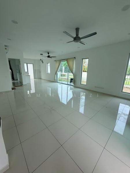 Rumah Teres 2-Tingkat untuk Disewa di Eco Forest (Semenyih) - Amir Fauzi - Living Room - PropertyGuru.com.my