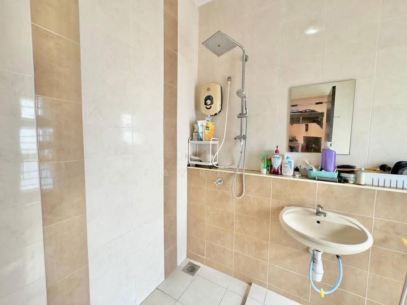 Semi-Detached House for Sale in Taman Saujana Emas (Kajang) - Fazri . - PropertyGuru.com.my