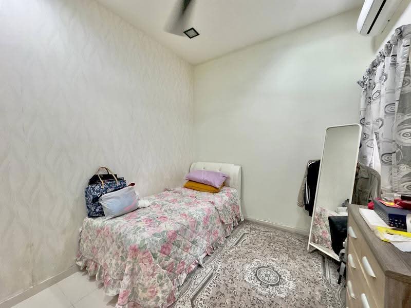 Semi-Detached House for Sale in Taman Saujana Emas (Kajang) - Fazri . - PropertyGuru.com.my