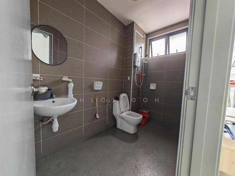 Rumah Teres 2-Tingkat untuk Disewa di Bandar Dato Onn (Tebrau) - Chloe Goh - Bathroom - PropertyGuru.com.my