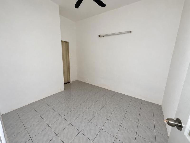 2-storey Terraced House for Sale in Taman Ampang (Ipoh) - Qazin Khoo - Interior - PropertyGuru.com.my