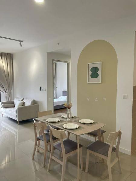 Kediaman Servis untuk Disewa di The Pulse Residence - Jeffrey Yap - Living Room - PropertyGuru.com.my