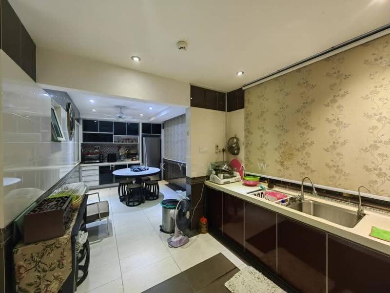 2-storey Terraced House for Sale in Putra Heights (Subang Jaya) - Pinky Liaw - Kitchen - PropertyGuru.com.my