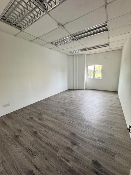 Kedai untuk Disewa di Seri Kembangan (Selangor) - Hanz Low - PropertyGuru.com.my