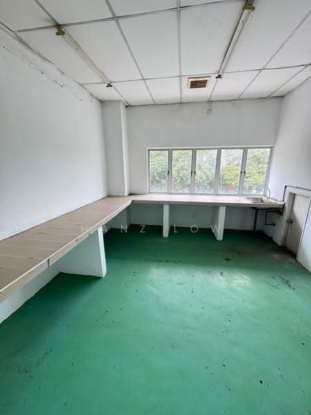 Kedai untuk Disewa di Seri Kembangan (Selangor) - Hanz Low - PropertyGuru.com.my