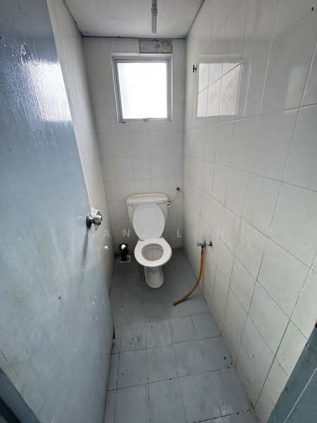 Kedai untuk Disewa di Seri Kembangan (Selangor) - Hanz Low - PropertyGuru.com.my