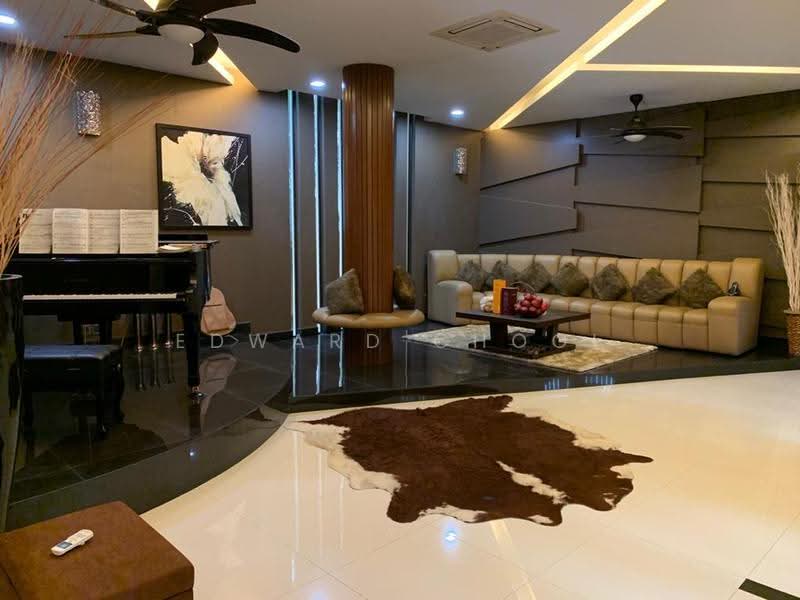 Rumah Banglo untuk Dijual di Bandar Kinrara Seksyen 9 (Bandar Kinrara) - Edward Chooi - Living Room - PropertyGuru.com.my