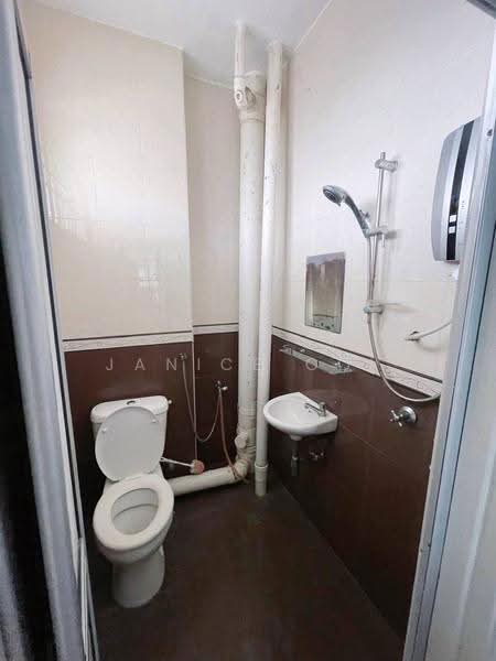 Apartment for Sale at Desa Bistari - Janice Ooi - Bathroom - PropertyGuru.com.my
