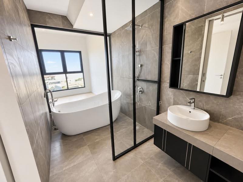 Kediaman Servis untuk Disewa di The Fiddlewoodz @ KL Metropolis - James Yap - Bathroom - PropertyGuru.com.my