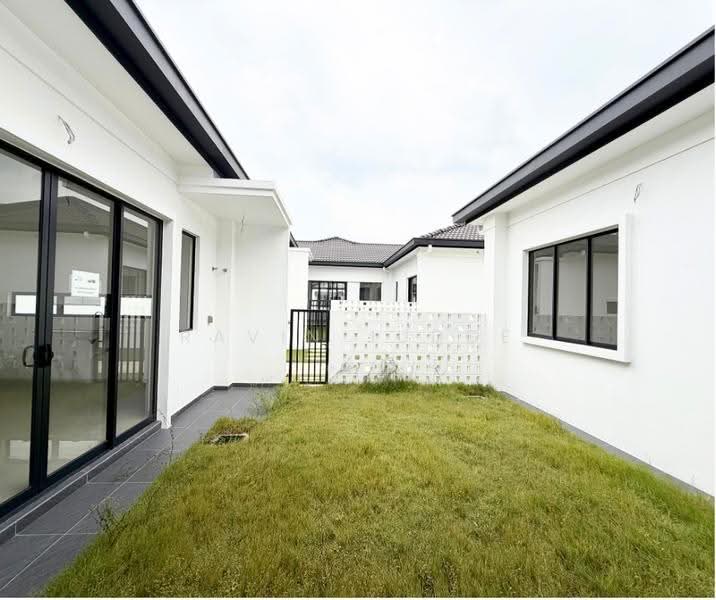 1-storey Terraced House for Sale in Eco Grandeur (Puncak Alam) - Ravin Judge - Exterior - PropertyGuru.com.my