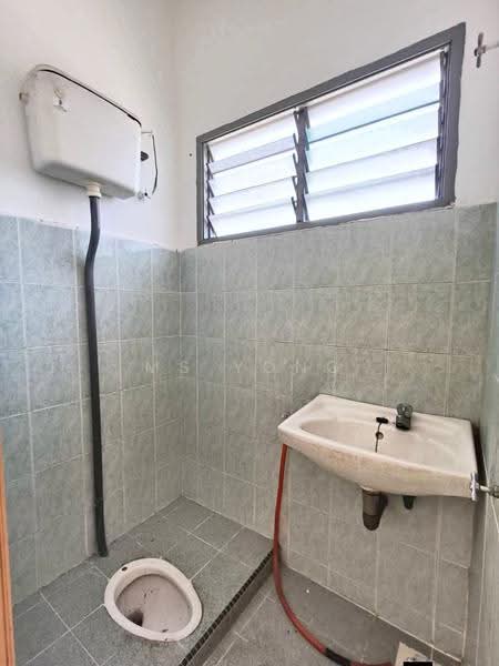 1-storey Terraced House for Rent in Tronoh (Perak) - Ms Yong - Bathroom - PropertyGuru.com.my