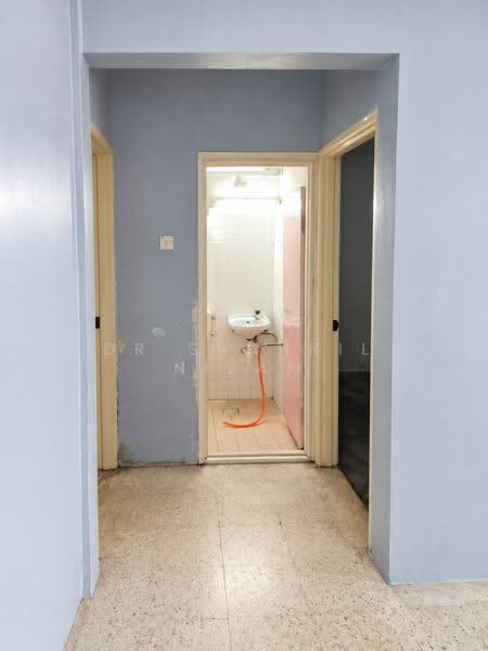 Pangsapuri untuk Dijual di Mutiara Court - Dr Shahril Nizam - Bathroom - PropertyGuru.com.my