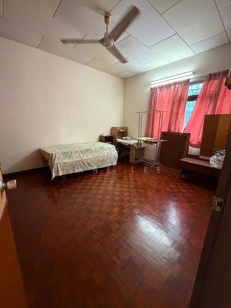 Semi-Detached House for Sale in Gelugor (Penang) - Anne Lee - Bedroom - PropertyGuru.com.my