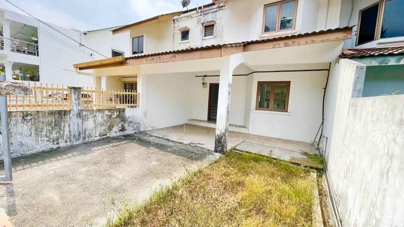 Rumah Teres 2-Tingkat untuk Dijual di Ampang (Selangor) - Zairul Asrah Zulkefli - Exterior - PropertyGuru.com.my