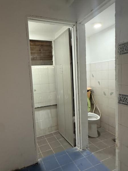 Pangsapuri untuk Dijual di Sri Anggerik 2 - Shirley Chua - Bathroom - PropertyGuru.com.my