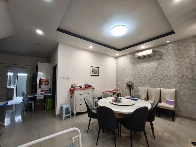 Rumah Teres 2-Tingkat untuk Dijual di Bandar Parklands (Klang) - Esther Ng - Dining Room - PropertyGuru.com.my
