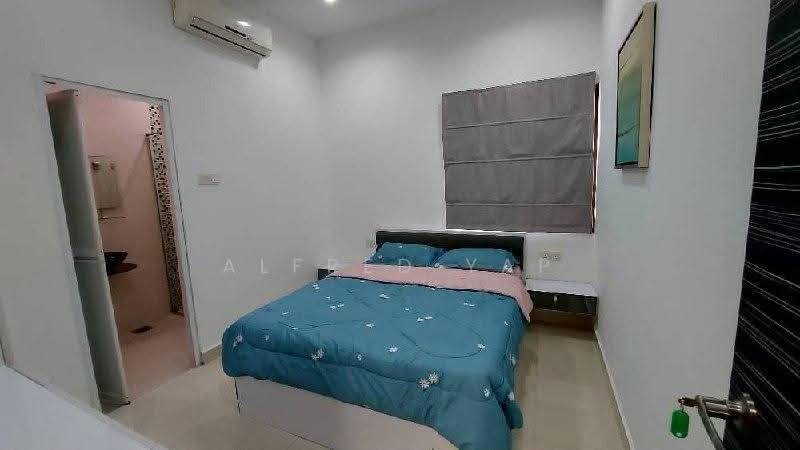 Rumah Banglo untuk Disewa di Kempas (Johor Bahru) - Alfred Yap - Bedroom - PropertyGuru.com.my