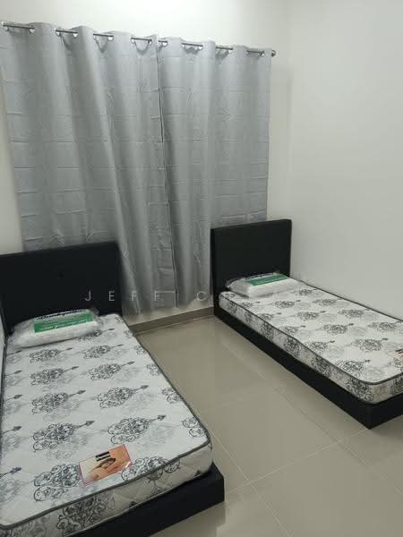 Kediaman Servis untuk Disewa di MKH Boulevard II - Jeff Cheah - Bedroom - PropertyGuru.com.my