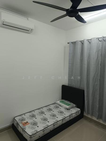 Kediaman Servis untuk Disewa di MKH Boulevard II - Jeff Cheah - Bedroom - PropertyGuru.com.my