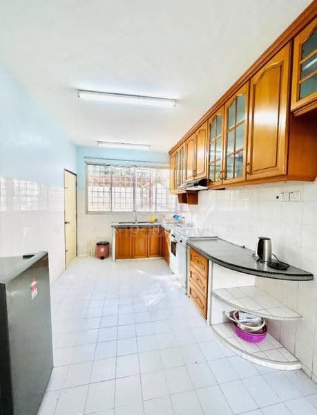 Semi-Detached House for Sale in Gelugor (Penang) - Sharon Khor - Kitchen - PropertyGuru.com.my