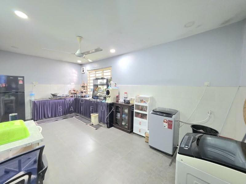 Rumah Berkembar untuk Dijual di Seksyen 29 (Shah Alam) - Mohd Aizat Saiful Bahri - PropertyGuru.com.my