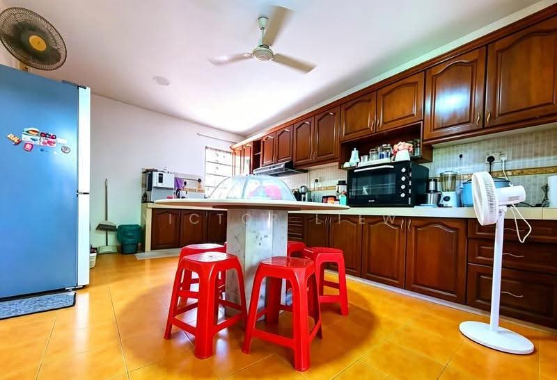 Rumah Teres 2-Tingkat untuk Dijual di Pju 1a (Ara Damansara) - Victor Liew - Kitchen - PropertyGuru.com.my