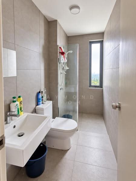 Kediaman Servis untuk Disewa di Sensasi @ Utropolis - Raymond Teoh - Bathroom - PropertyGuru.com.my
