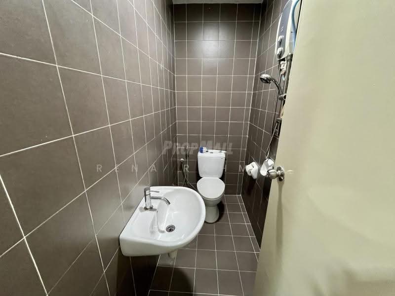 Condominium for Sale at Riana Green East - Rena Rahman - Bathroom - PropertyGuru.com.my