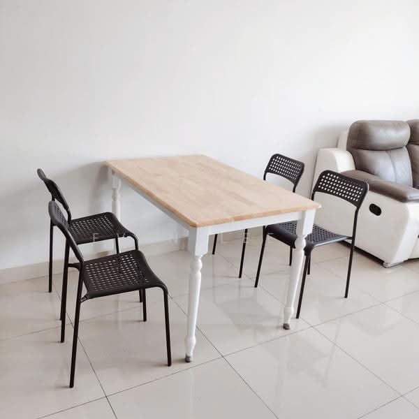 Kediaman Servis untuk Disewa di Univ 360 Place - Evanslee . - Dining Room - PropertyGuru.com.my