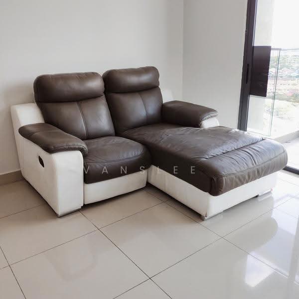 Kediaman Servis untuk Disewa di Univ 360 Place - Evanslee . - Living Room - PropertyGuru.com.my