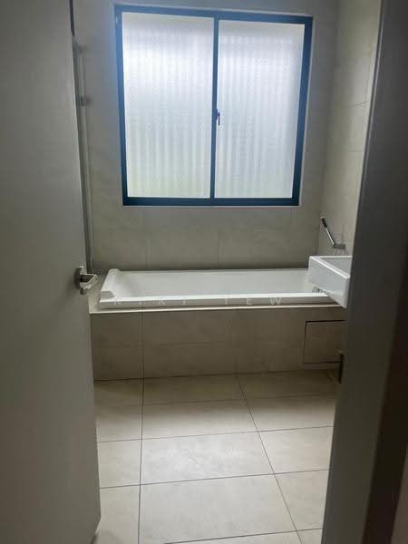 Rumah Berkembar untuk Disewa di Bandar Tropicana Aman (Telok Panglima Garang) - Kiki Yew - Bathroom - PropertyGuru.com.my