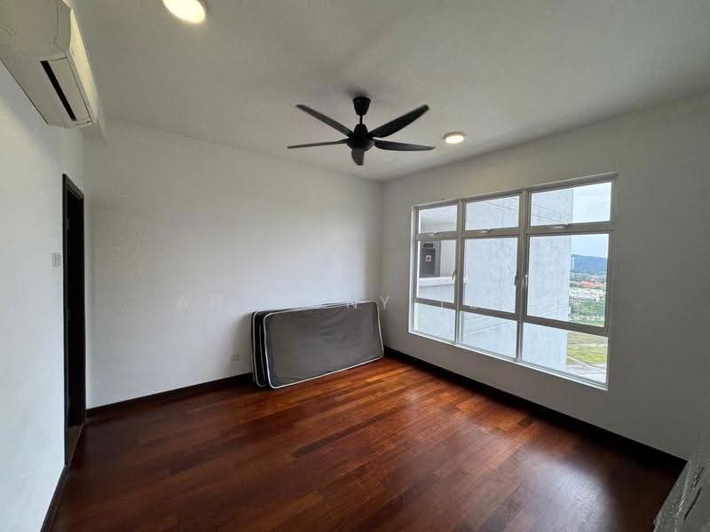 Condominium for Rent at Paraiso Residence @ The Earth - Anthony Tek - Bedroom - PropertyGuru.com.my