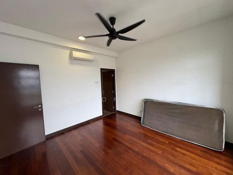 Condominium for Rent at Paraiso Residence @ The Earth - Anthony Tek - Bedroom - PropertyGuru.com.my