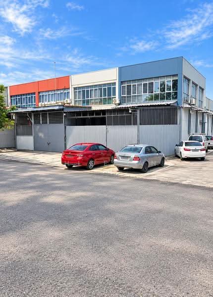 Kilang untuk Disewa di Taman Perindustrian Puchong (Puchong) - Chloe Tan - Exterior - PropertyGuru.com.my