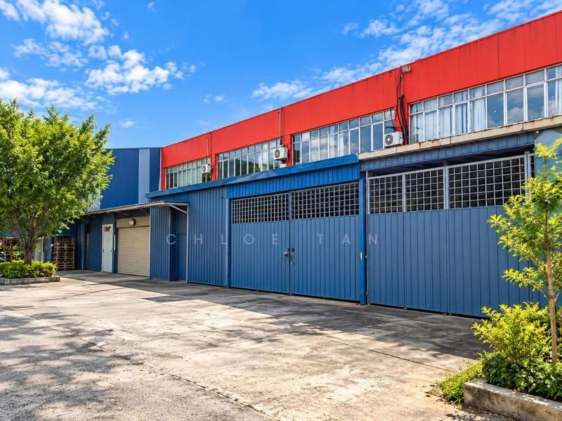 Kilang untuk Disewa di Taman Perindustrian Puchong (Puchong) - Chloe Tan - Exterior - PropertyGuru.com.my